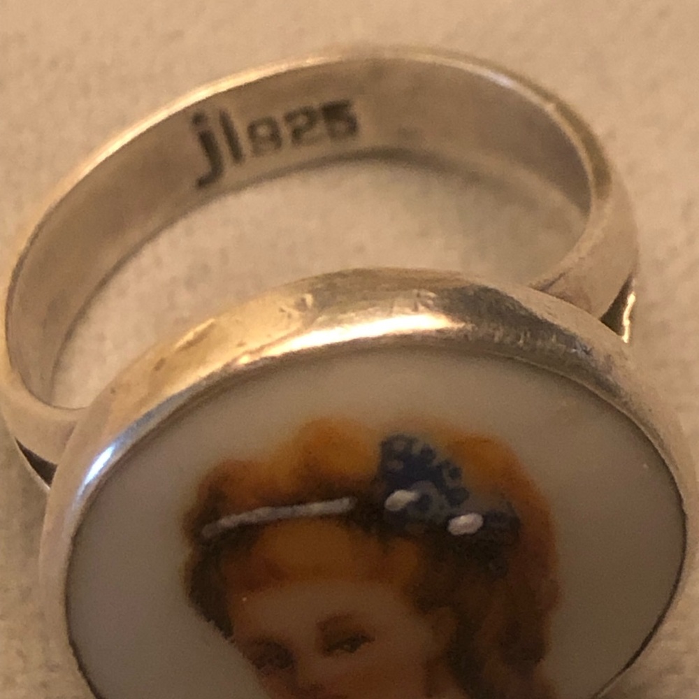 Antique jewelry.Paste, sterling, portrait. - Picture 3 of 16